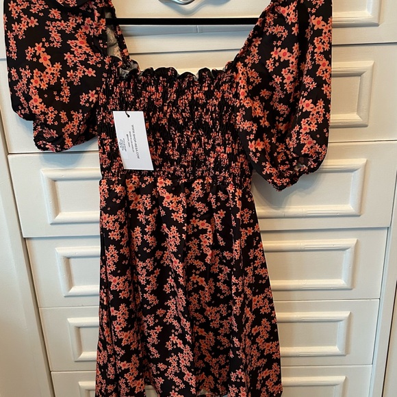 Resa Blake Mini Dress - Picture 2 of 4